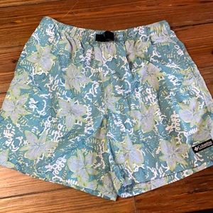Columbia floral shorts high rise size medium
